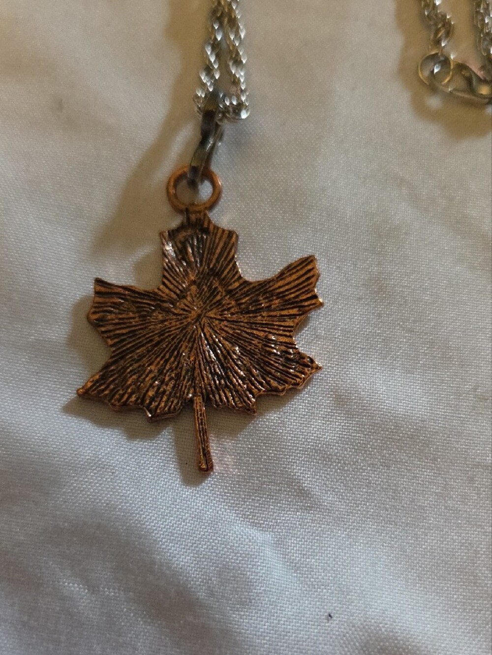 Copper Leaf Pendant Necklace with Mountain Engraving - Women Jewelry - Picture 5 of 5